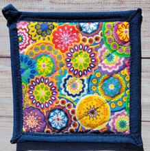 Load image into Gallery viewer, Pot Holders - Colorful Circles