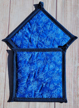 Load image into Gallery viewer, Pot Holders - Blue Flowers and Butterflies