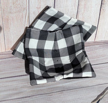 Load image into Gallery viewer, Bowl Cozies - Black and Cream Buffalo Plaid