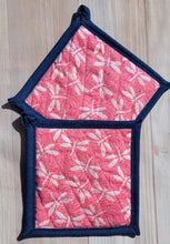 Load image into Gallery viewer, Pot Holders - Pink Dragonflies