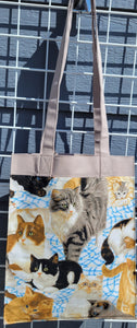 Large Market Tote with Pocket - Brown Cats