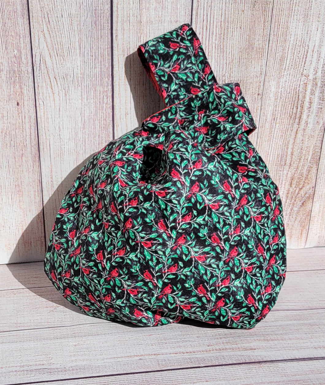 Large Knot Tote - Little Cardinals
