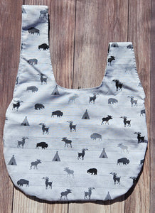 Large Knot Tote - Grey Wildlife