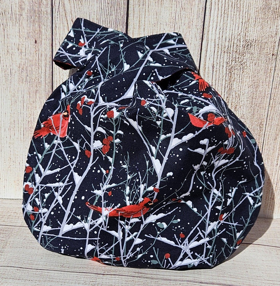 Large Knot Tote - Cardinals on Blue