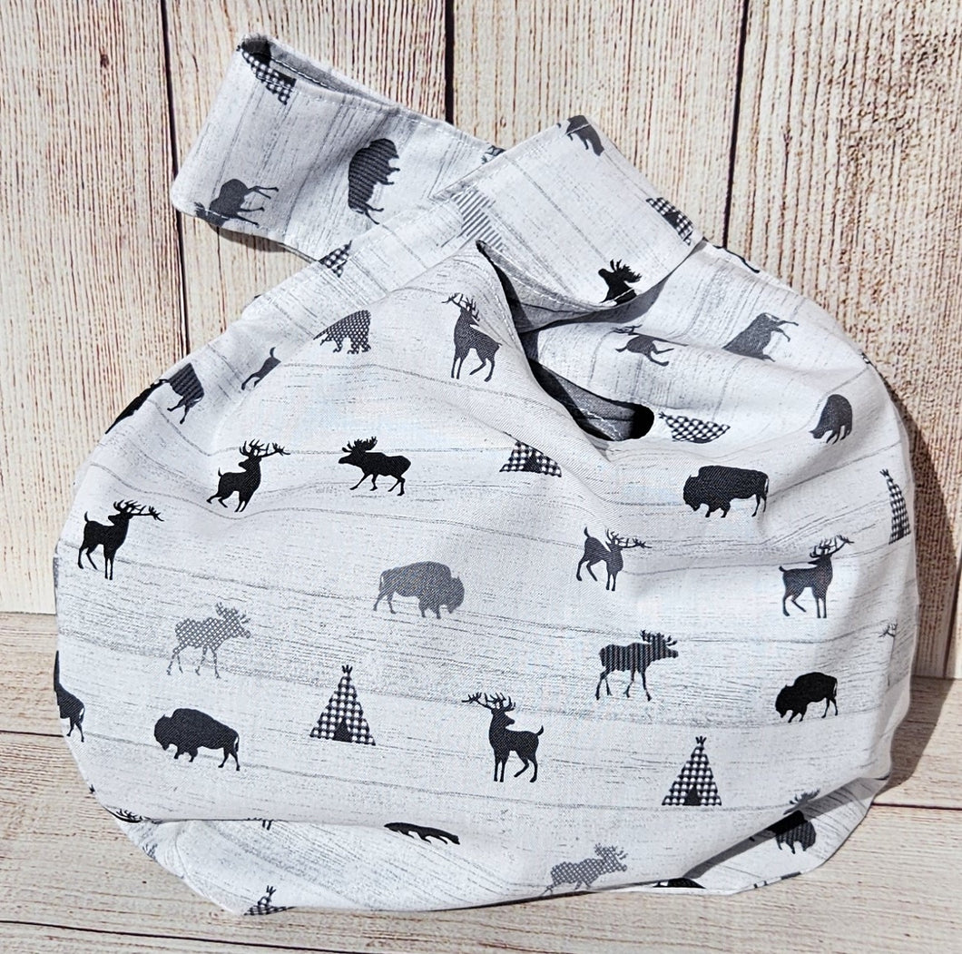 Large Knot Tote - Grey Wildlife