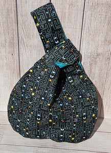 Large Knot Tote - Gaming