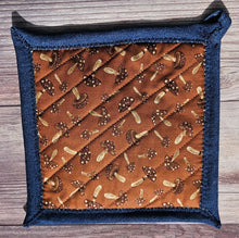 Load image into Gallery viewer, Pot Holders - Spotted Mushrooms