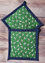 Load image into Gallery viewer, Pot Holders - Scottie Dogs