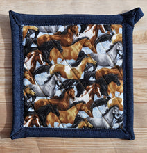 Load image into Gallery viewer, Pot Holders - Wild Horses