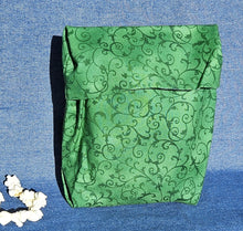 Load image into Gallery viewer, Reusable Popcorn Bag - Green Vines