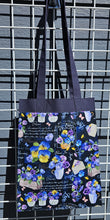 Load image into Gallery viewer, Large Market Tote with Pocket - Pansies and Vases
