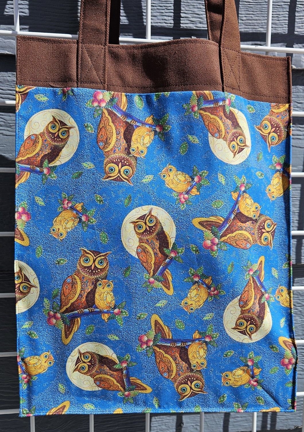 Large Market Tote with Pocket - Owl moon