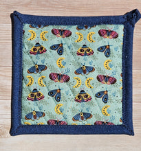 Load image into Gallery viewer, Pot Holders - Moths