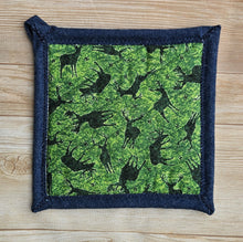 Load image into Gallery viewer, Pot Holders - Green Elk