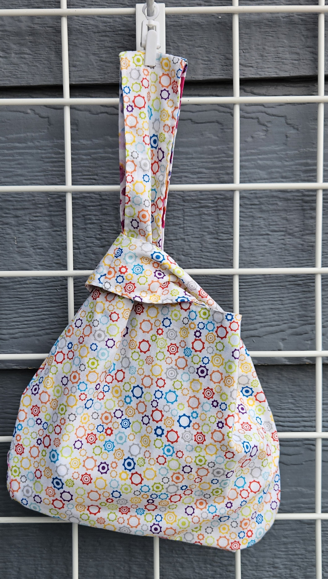 Large Knot Tote - Rainbow Gears