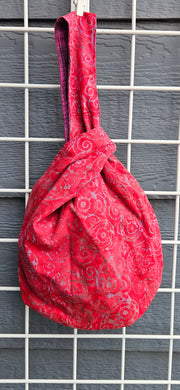 Large Knot Tote - Red Hearts Batik