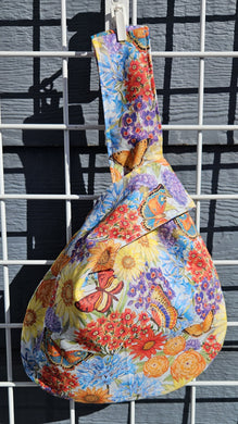 Large Knot Tote - Bright Butterflies