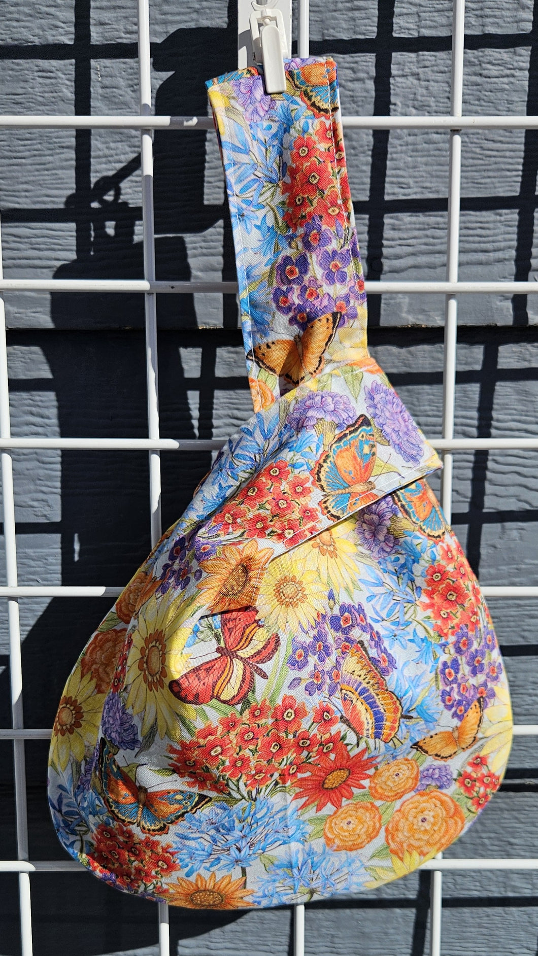 Large Knot Tote - Bright Butterflies