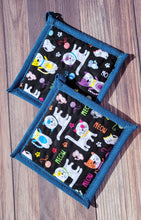 Load image into Gallery viewer, Pot Holders - Cats!