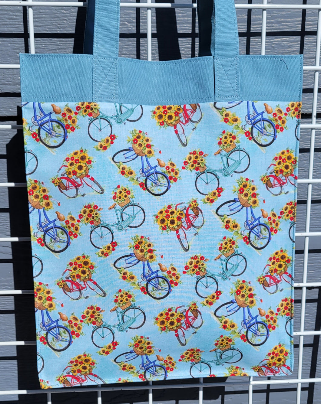 Large Market Tote with Pocket - Bicycles