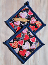 Load image into Gallery viewer, Pot Holders - Sugar Cookie