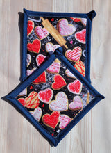 Load image into Gallery viewer, Pot Holders - Sugar Cookie